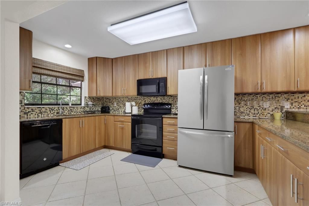 6648 Tannin Ln , Unit B, Naples, FL 34109 Photo