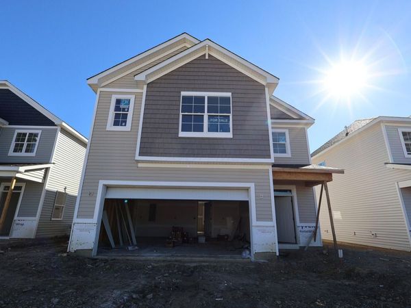 1035 Dawsons Drive , Hebron, OH 43025