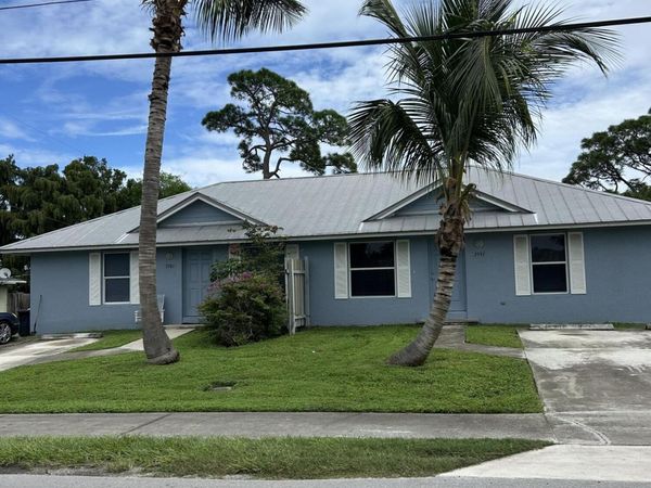 2987-2997 SE GOLDEN GATE Avenue, Stuart, FL 34997