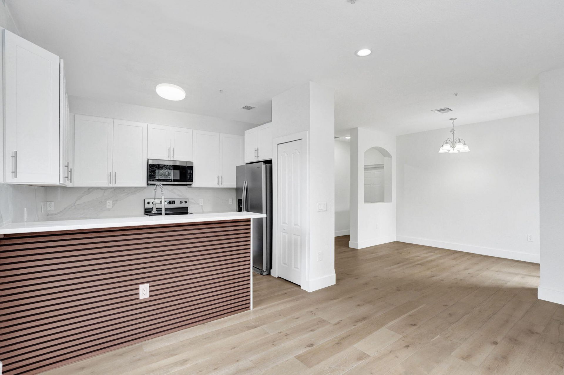 2016 Shoma Drive, Unit 2016, Royal Palm Beach, FL 33414 Photo
