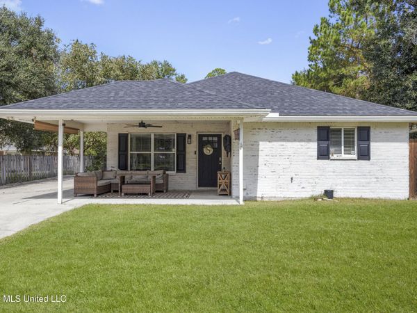 722 Zimmerman Street, Waveland, MS 39576