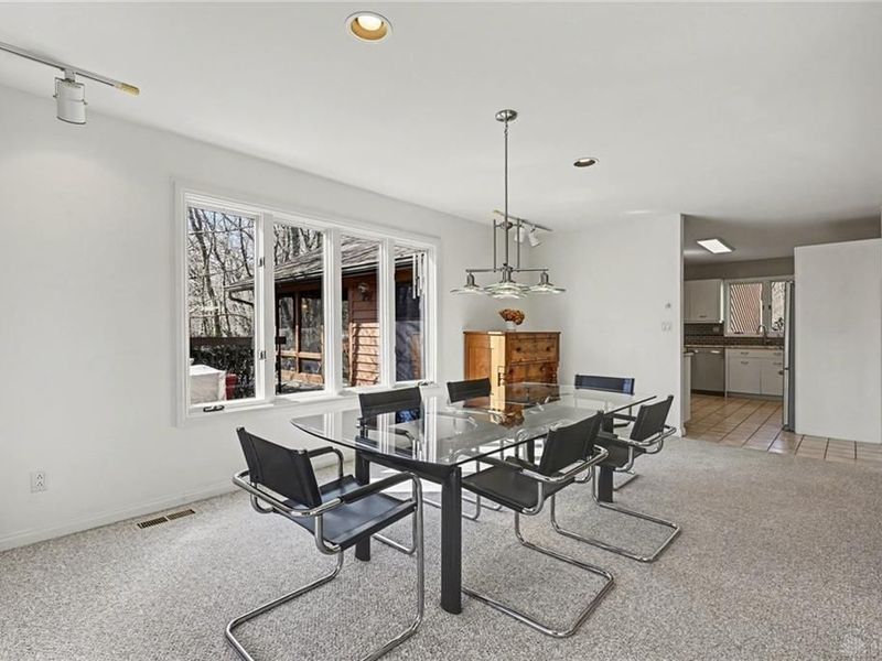 2488 Stewart Road, Xenia, OH 45385 Photo 12
