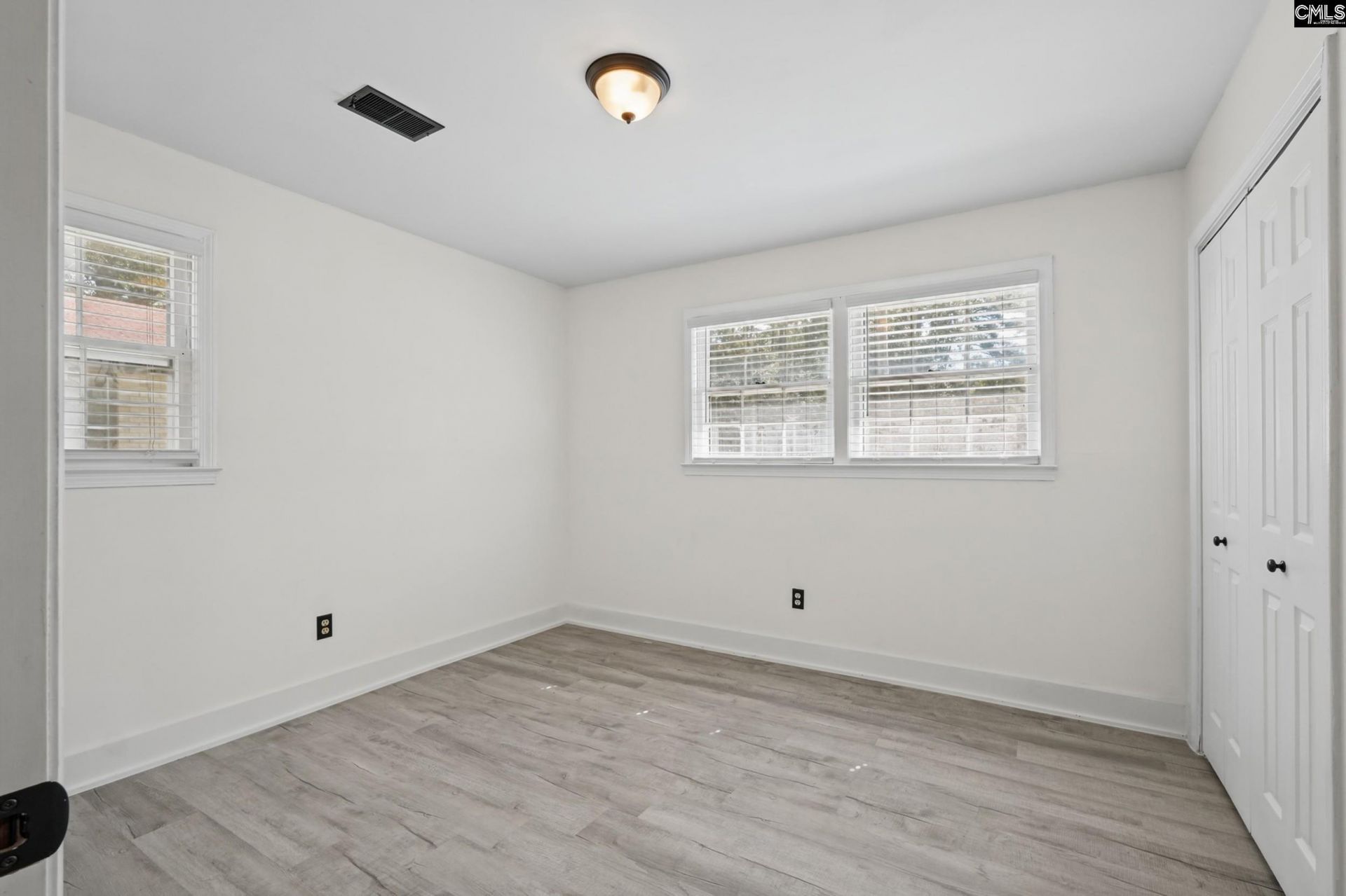 736 Seton Road  Photo 20