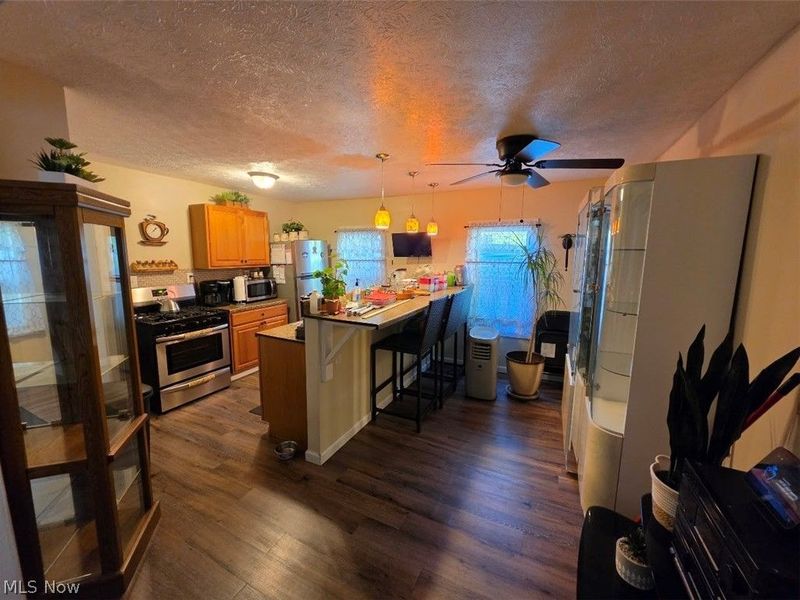 4100 Mapledale Avenue, Unit 4, Cleveland, OH 44109 Photo 5