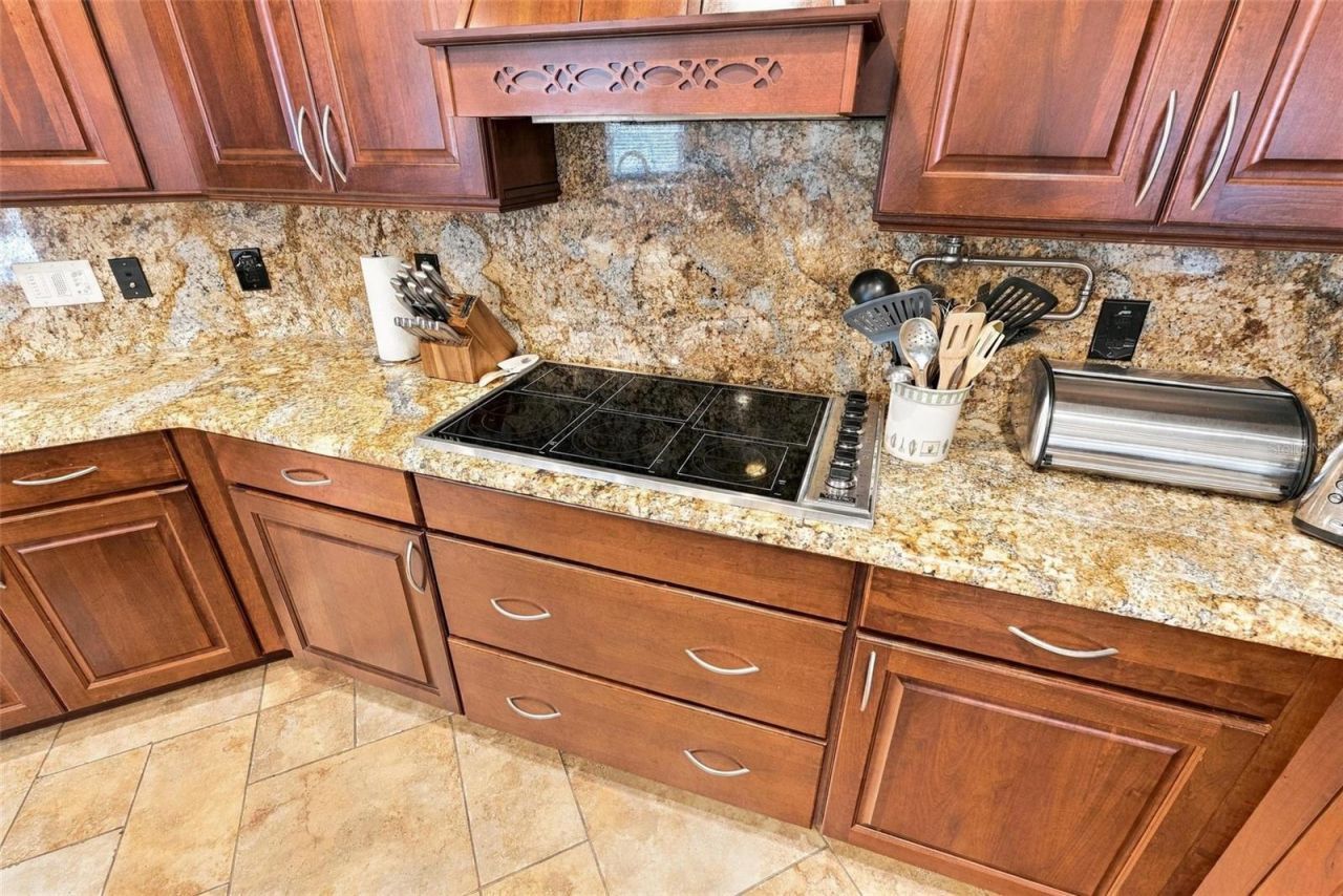 2150 W Dale Circle, Deland, FL 32720 Photo