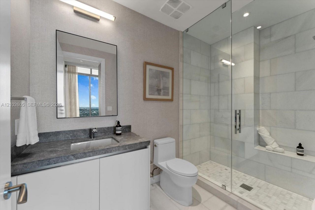 175 SE 25th Rd, Unit 3704, Miami, FL 33129 Photo