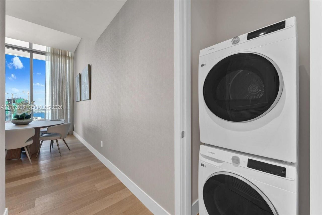175 SE 25th Rd, Unit 3704, Miami, FL 33129 Photo