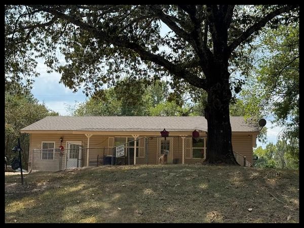 2174 Cr 53, Water Valley, MS 38965