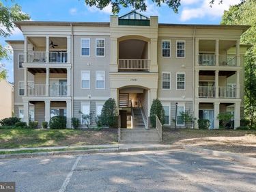 13621 GARFIELD PLACE , Unit 303, WOODBRIDGE, VA 22191