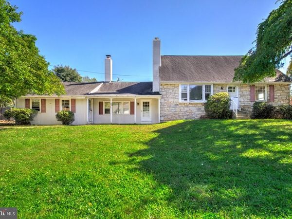 100 NEW JERSEY AVENUE , CHALFONT, PA 18914
