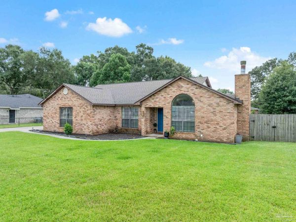 431 Robin Rd, Pensacola, FL 32514