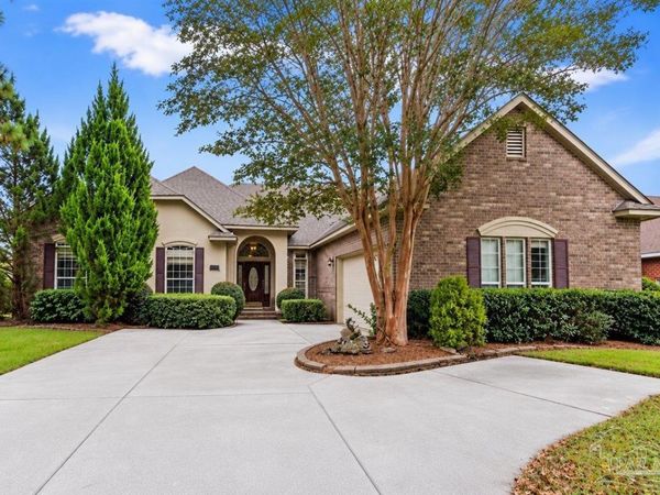 1386 Sound Forest Dr, Gulf Breeze, FL 32563