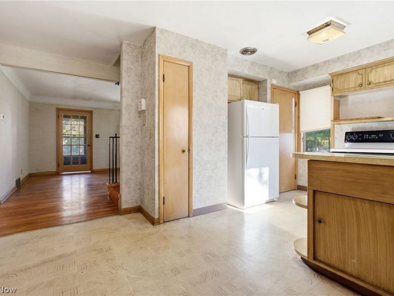 5451 Hill Street, Maple Heights, OH 44137 Photo 13