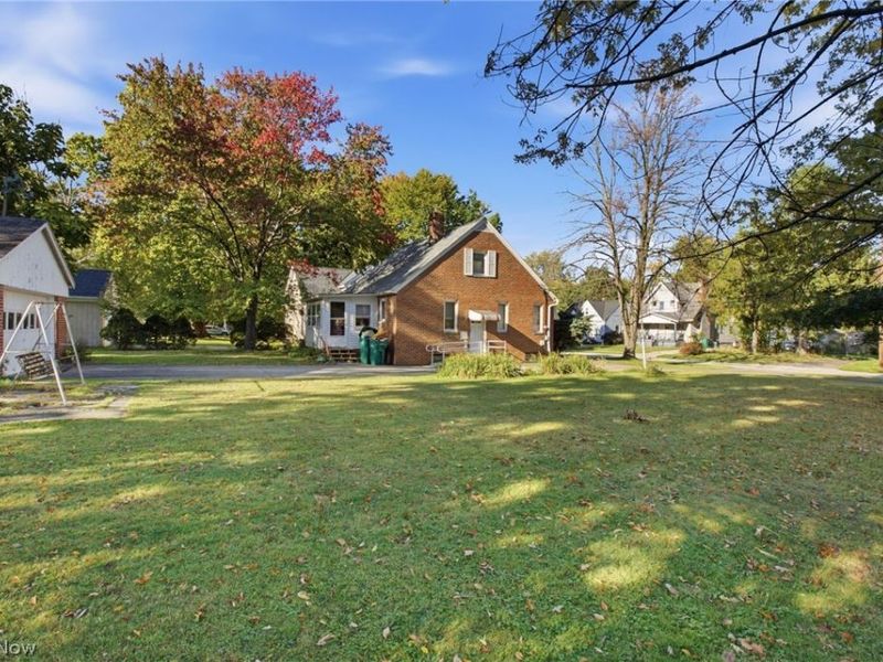 5451 Hill Street, Maple Heights, OH 44137 Photo 7
