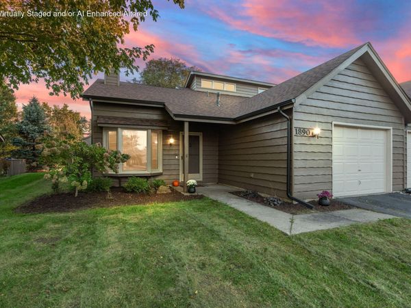 1890 Azalea Court , Schererville, IN 46307