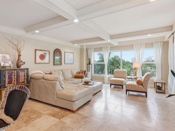 875 E CAMINO REAL, Unit 4D, Boca Raton, FL 33432