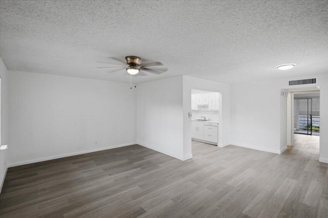 527 Normandy K, Delray Beach, FL 33484 Photo