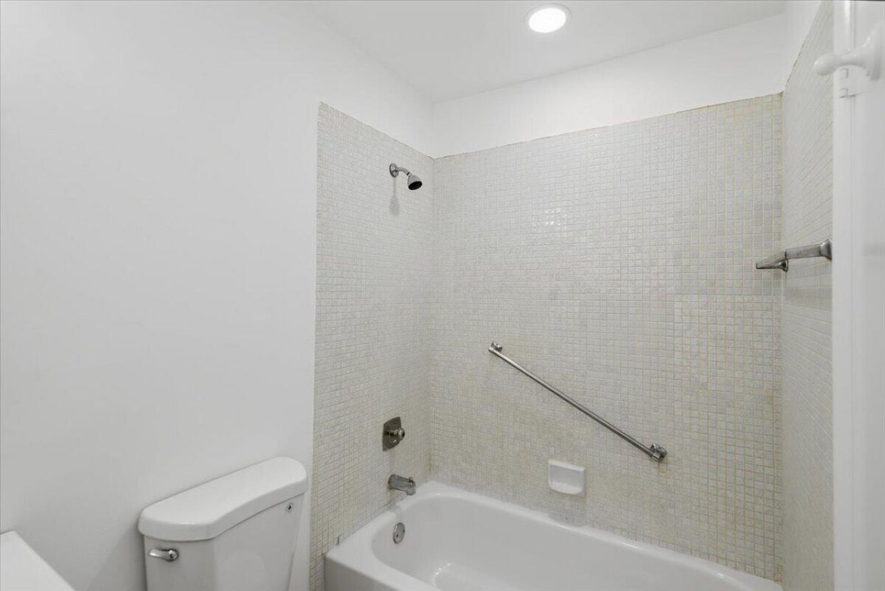 527 Normandy K, Delray Beach, FL 33484 Photo