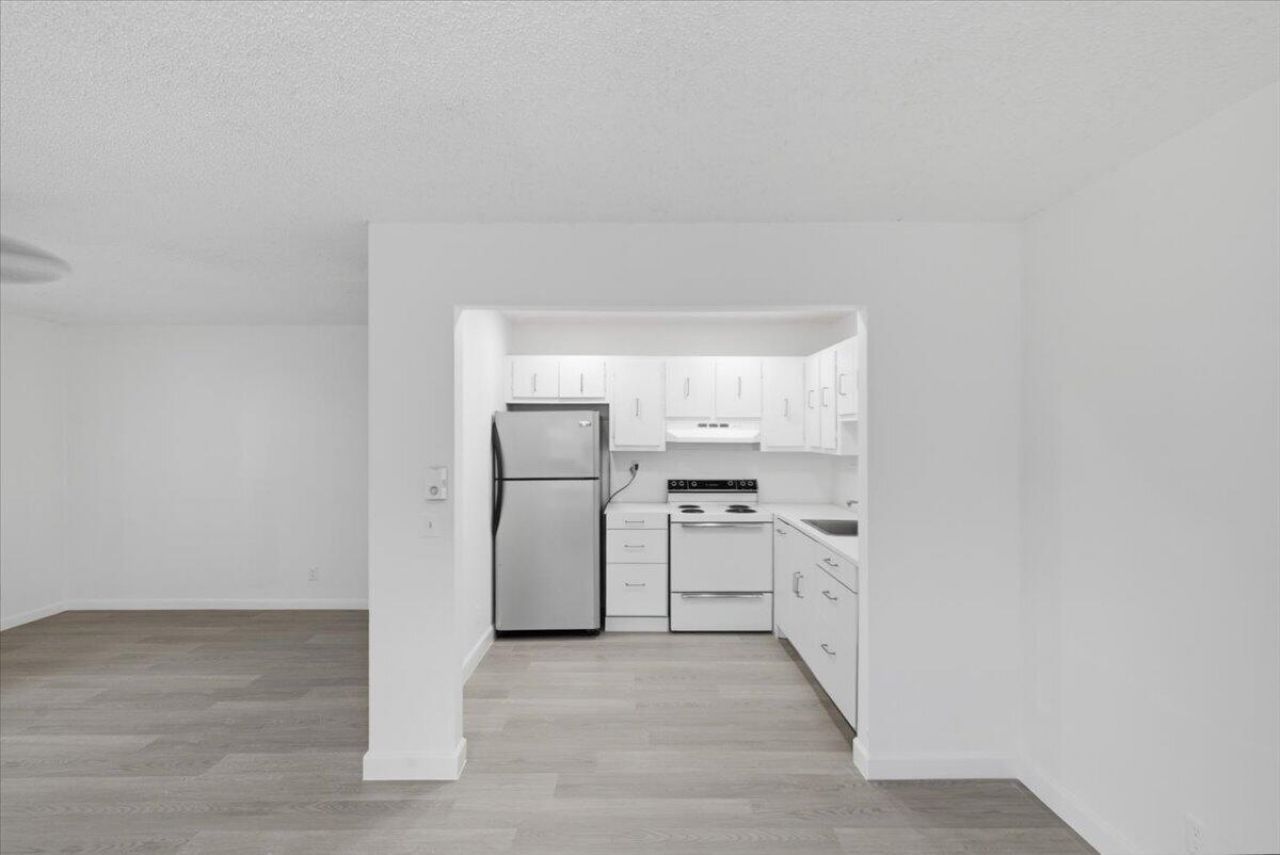 527 Normandy K, Delray Beach, FL 33484 Photo