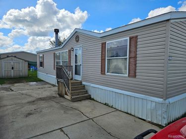 4286 Roxanne Lane, North Branch Village, Mi 48461