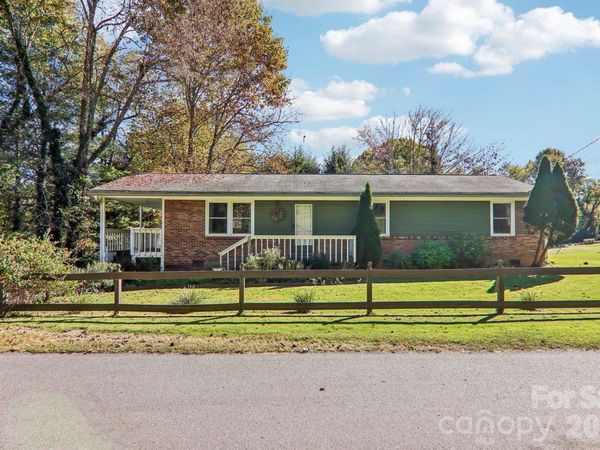 96 Rhinehart Street , Waynesville, NC 28786