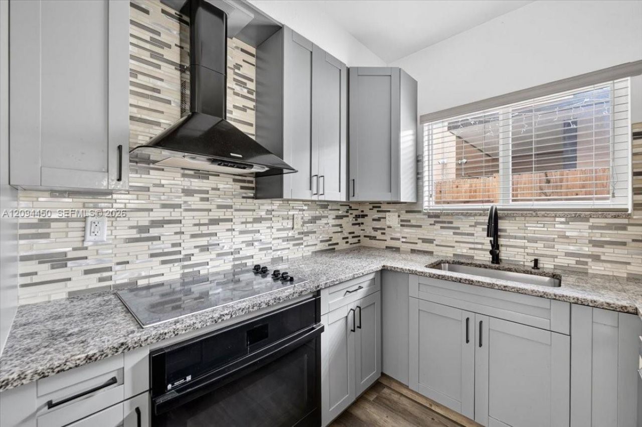 363 NE 35th Terrace, Homestead, FL 33033 Photo