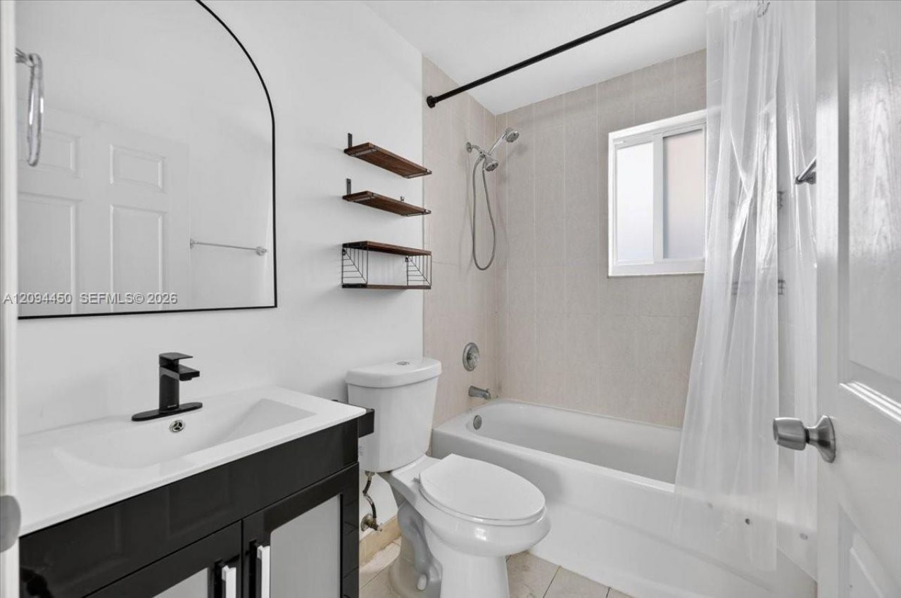 363 NE 35th Terrace, Homestead, FL 33033 Photo