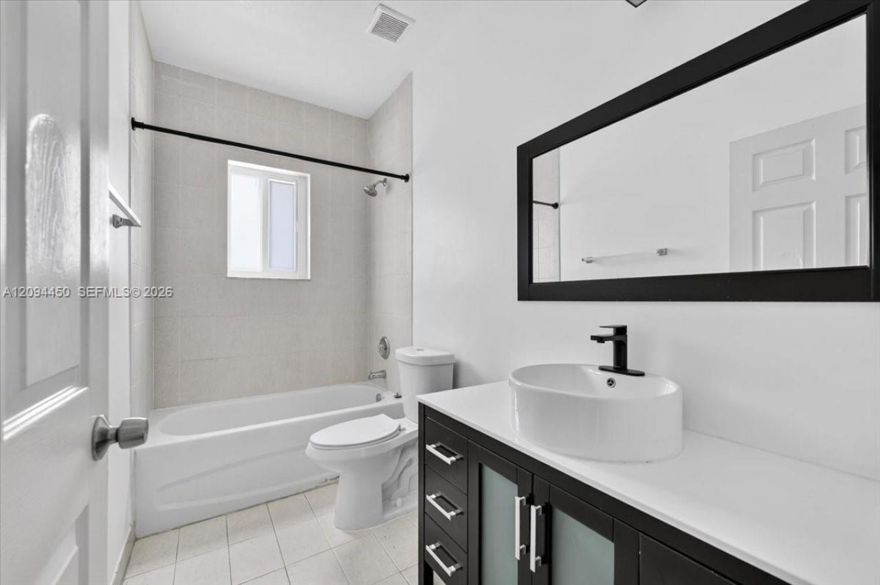 363 NE 35th Terrace, Homestead, FL 33033 Photo