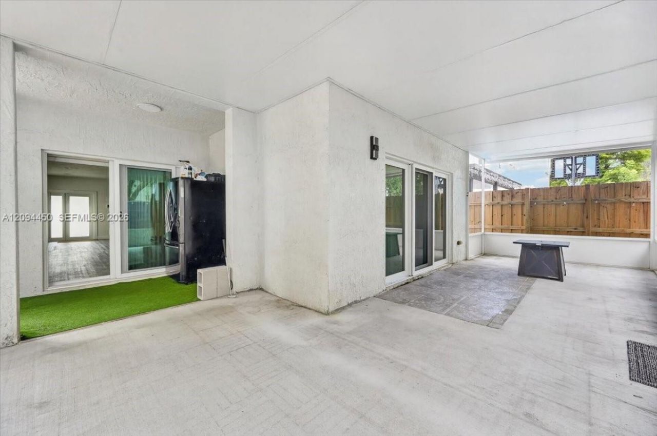 363 NE 35th Terrace, Homestead, FL 33033 Photo