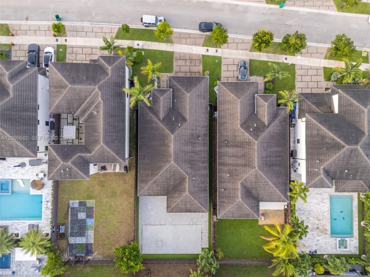 8924 NW 161st Ter, Miami Lakes, FL 33018 Photo