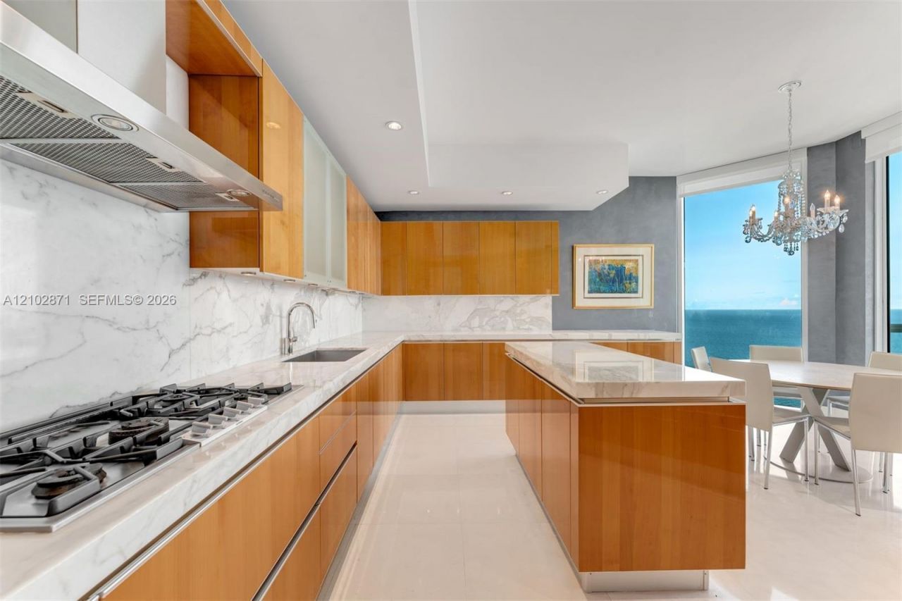 16051 Collins Ave , Unit 3404, Sunny Isles Beach, FL 33160 Photo