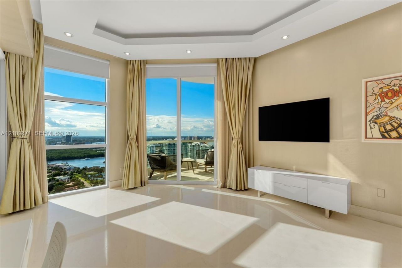 16051 Collins Ave , Unit 3404, Sunny Isles Beach, FL 33160 Photo