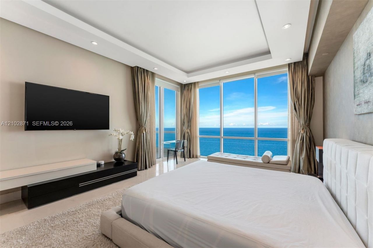 16051 Collins Ave , Unit 3404, Sunny Isles Beach, FL 33160 Photo