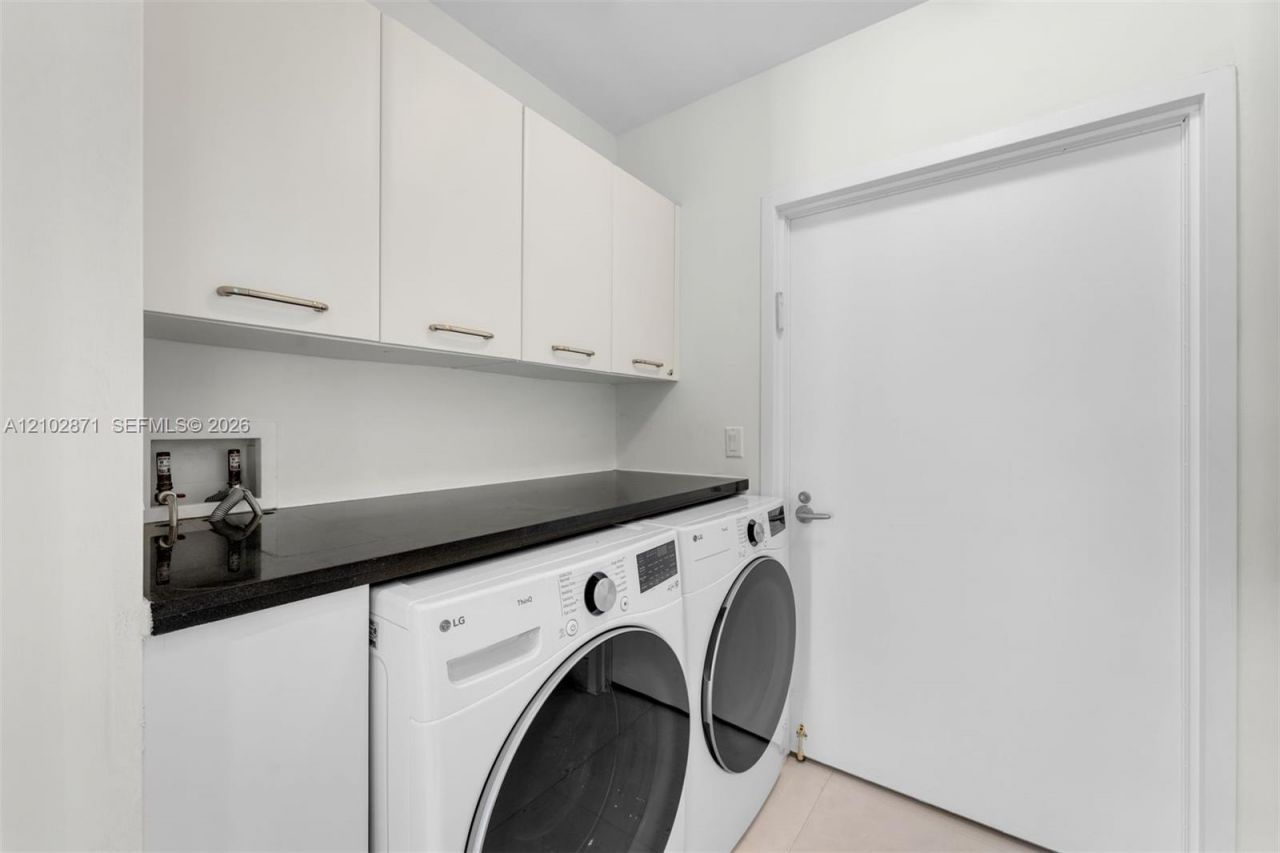 16051 Collins Ave , Unit 3404, Sunny Isles Beach, FL 33160 Photo