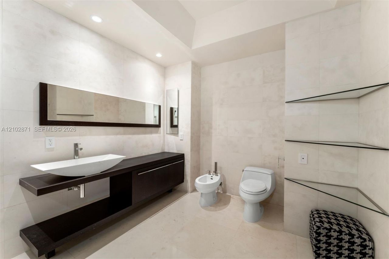 16051 Collins Ave , Unit 3404, Sunny Isles Beach, FL 33160 Photo