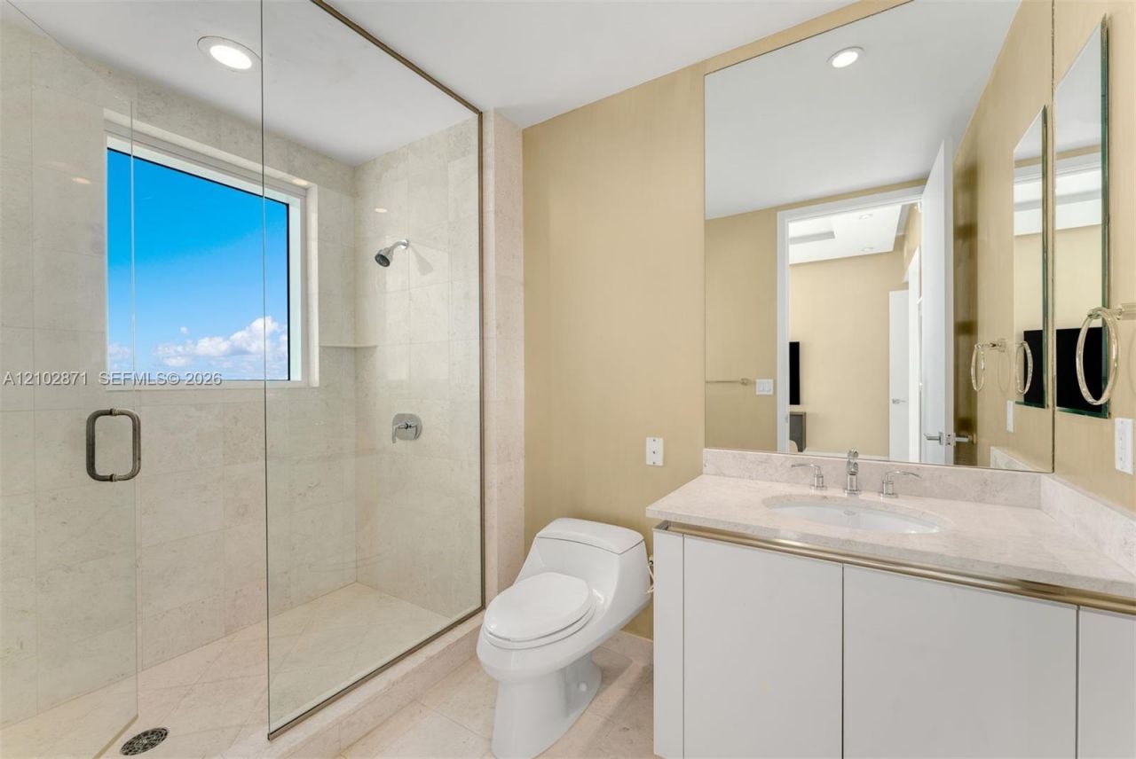 16051 Collins Ave , Unit 3404, Sunny Isles Beach, FL 33160 Photo