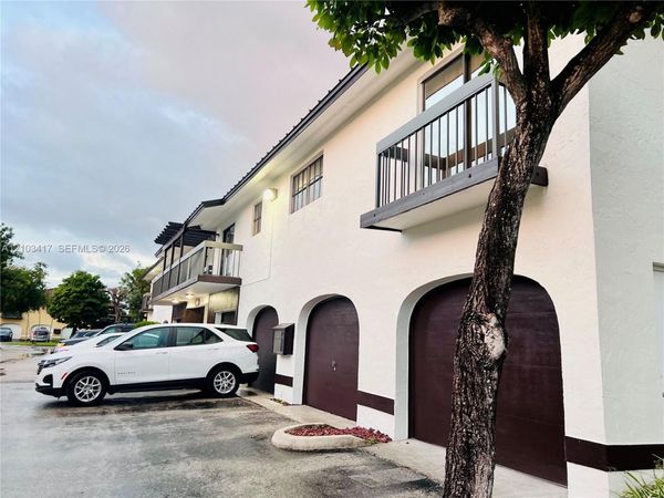 1651 SW 122nd Ct , Unit C102, Miami, FL 33175