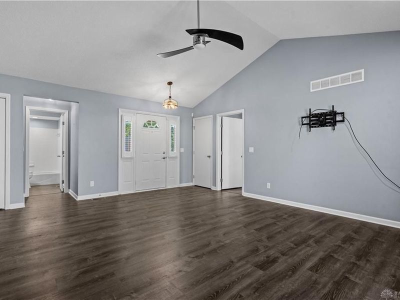 1180 Stephanie Drive, Hamilton, OH 45013 Photo 7