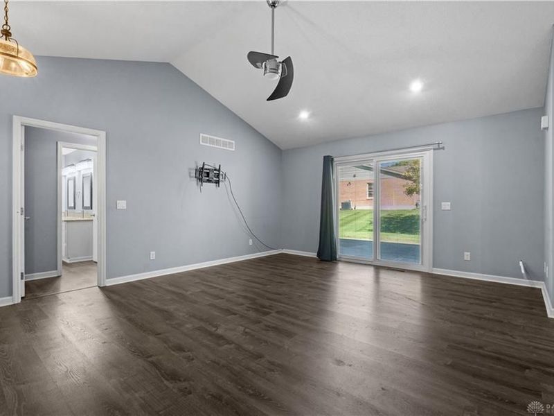 1180 Stephanie Drive, Hamilton, OH 45013 Photo 8