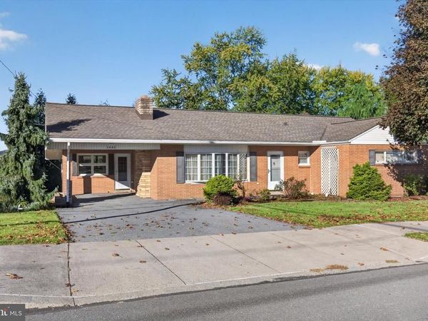 3882 N MARKET STREET, ELIZABETHVILLE, PA 17023