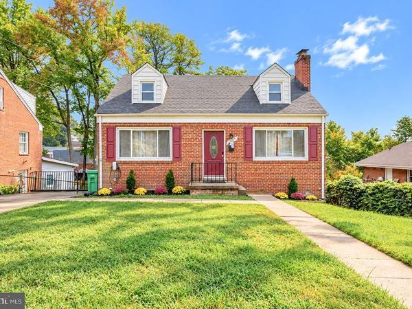 5609 ELBERTON COURT , HYATTSVILLE, MD 20781