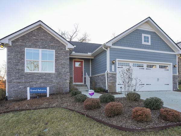 715 Cottage Dr , Columbia, TN 38401