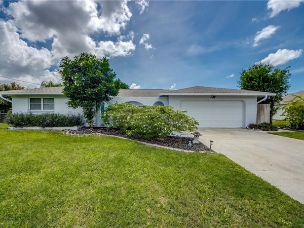 930 E Archer PKWY , CAPE CORAL, FL 33904