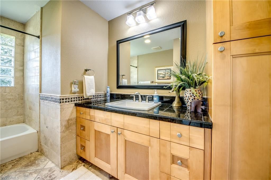 930 E Archer Pkwy, Cape Coral, FL 33904 Photo