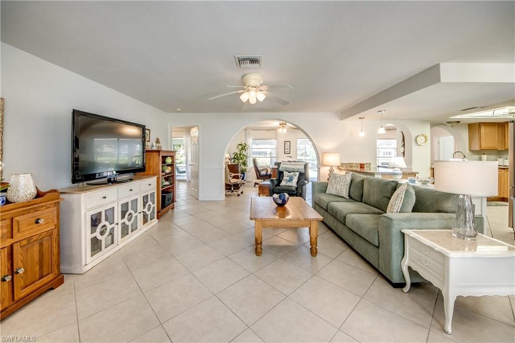 930 E Archer Pkwy, Cape Coral, FL 33904 Photo