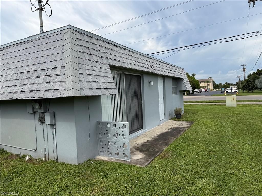 358 Easton Ct , Lehigh Acres, FL 33936 Photo