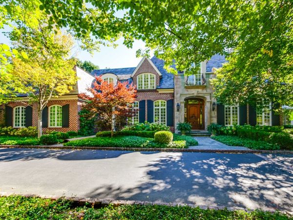 787 E Deerpath Road , Lake Forest, IL 60045
