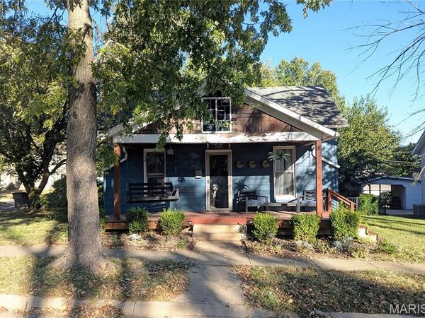 520 N Elm Street , Greenville, IL 62246