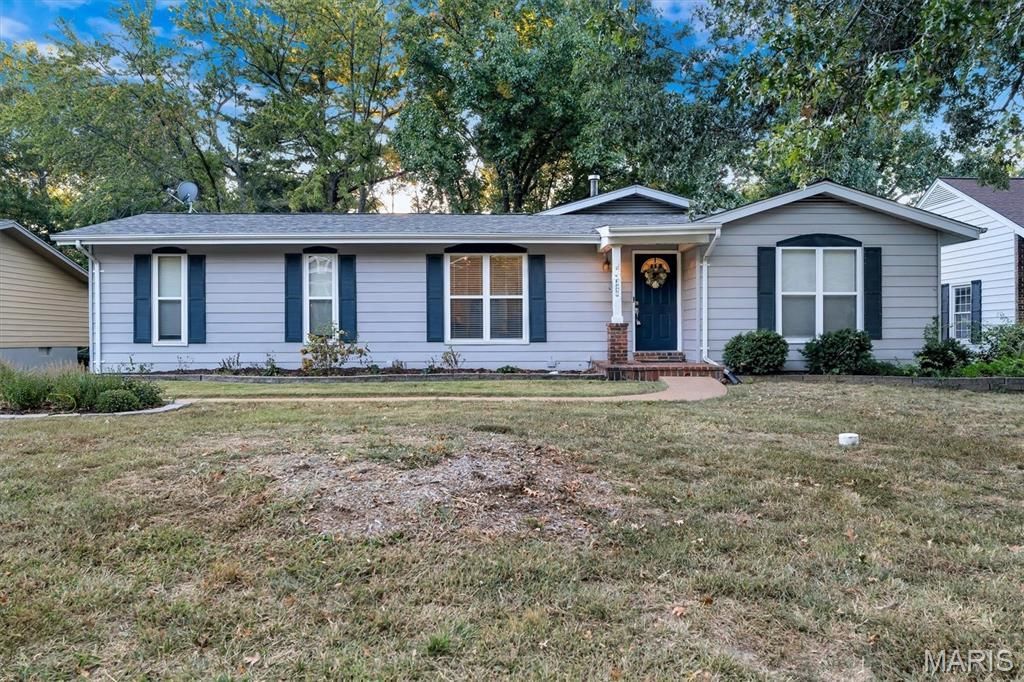 1063 Port Diane Drive, Saint Louis, MO 63146 Main Photo