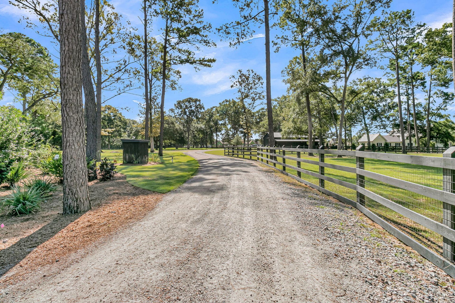 4825 Retriever Road Photo 7